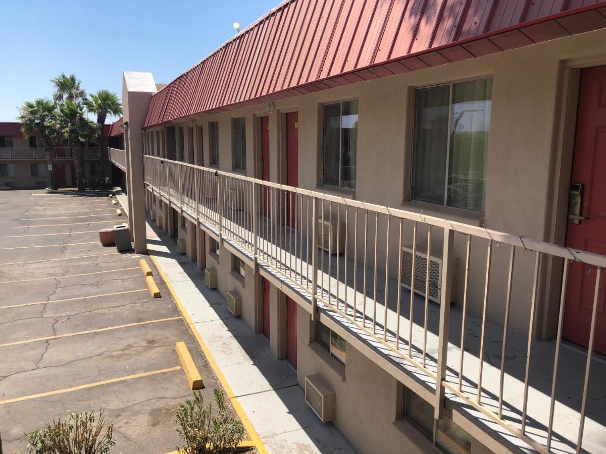 Oyo Hotel Eloy Az I-10 Exterior photo